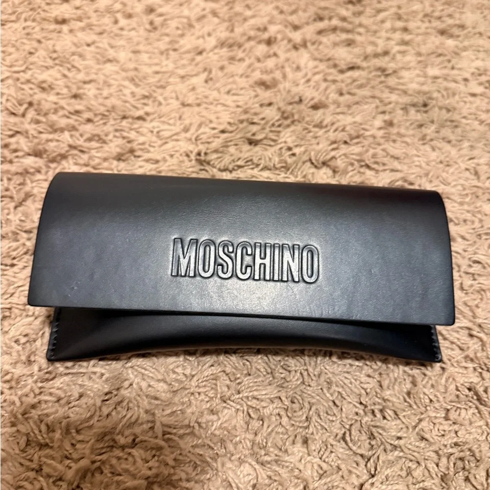 Moschino Brown Cat-Eye Sunglasses with Black Case